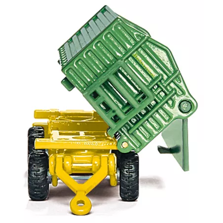 Tractor John Deere con remolque