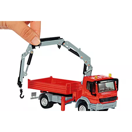 Camion Mercedes Atego con grua - escala 1:50