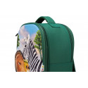 Mochila escolar 3D con diseño de selva tridimensional y tirantes ergonómicos acolchados.