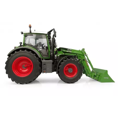 Tractor Fendt 618 Vario con pala frontal a escala 1:32 de Universal Hobbies para coleccionistas.