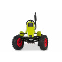 Kart de pedales BERG XL Claas BFR con diseño de tractor agrícola para niños.
