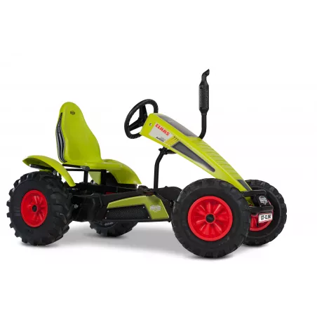 Kart de pedales Berg XXL Claas BFR con diseño de tractor agrícola robusto para niños.