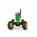 Coche de pedales BERG XXL John Deere BFR con neumáticos de gran agarre para aventuras al aire libre.