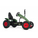 Kart de pedales eléctrico BERG XXL Fendt E-BFR-3 con motor de 250W y diseño de tractor Fendt.