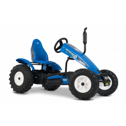 Kart de pedales eléctrico BERG XXL New Holland E-BFR-3 con chasis ajustable y motor de 250W.