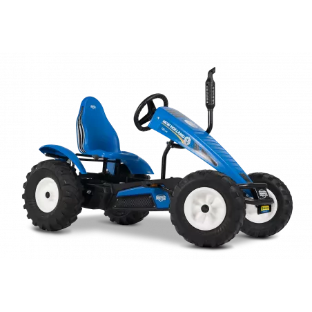 Kart de pedales eléctrico BERG XXL New Holland E-BFR-3 con chasis ajustable y motor de 250W.