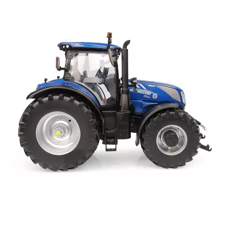 Miniatura a escala 1:32 del tractor New Holland T7.300 Blue Power Auto Command 2023 para coleccionistas.