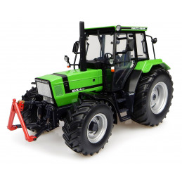 Réplica a escala 1:32 del tractor Deutz-Fahr DX 4.51 en metal para coleccionistas.