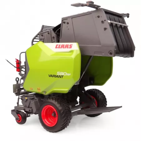 Miniatura Claas Variant 580 RF a escala 1:32 de Universal Hobbies, réplica detallada de maquinaria agrícola.
