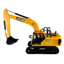 Réplica a escala 1:32 de la excavadora JCB 220X LC de Britains para coleccionistas.