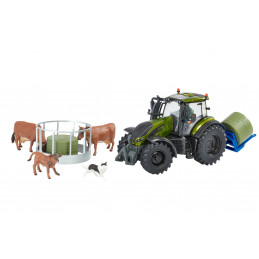 Tractor Valtra verde oliva metalizado a escala 1:32 de Britains para coleccionistas.