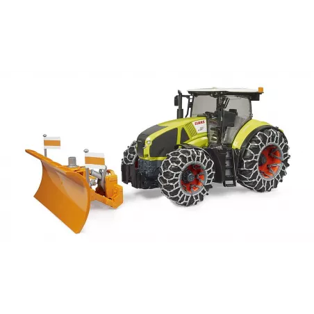 Tractor de juguete Claas Axion 950 Bruder con cadenas de nieve y pala quitanieves ajustable.