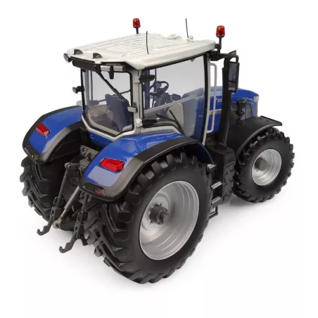 Réplica a escala 1:32 del tractor agrícola Iseki BIG T 8S 305 de Universal Hobbies para coleccionistas.