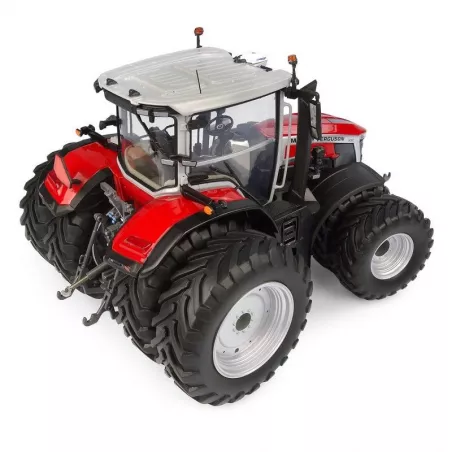 Tractor Massey Ferguson 9S.425 a escala 1:32 con ruedas gemelas de Universal Hobbies.
