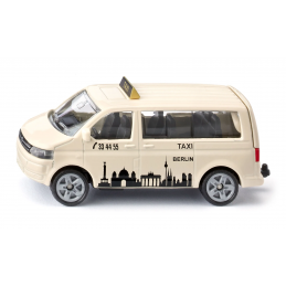 Taxi de juguete VW T5 de Siku con neumáticos de goma y enganche para remolque.