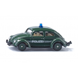Coche de policía de juguete VW Beetle clásico de Siku en color verde oscuro con neumáticos de goma.