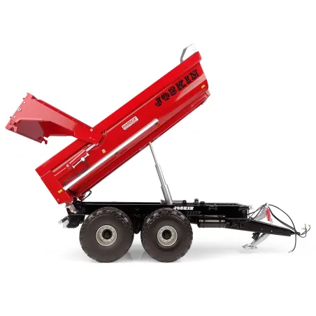Remolque agrícola rojo JOSKIN TRANS-KTP 22/50 a escala 1:32 de metal y plástico para coleccionistas.