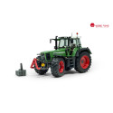 Réplica a escala 1:32 del tractor Fendt Favorit 824 (1996-2000) de Weise-Toys para coleccionistas.