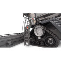 Réplica a escala 1:32 de la cosechadora Massey Ferguson IDEAL 9T de Universal Hobbies para coleccionistas.