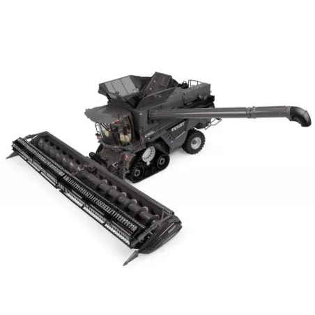 Miniatura a escala 1:32 de la cosechadora Fendt IDEAL 10T de Universal Hobbies para coleccionistas.
