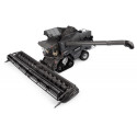 Réplica a escala 1:32 de la cosechadora Fendt IDEAL 10T de Universal Hobbies para coleccionistas.