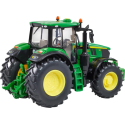 Tractor John Deere 6M 240 a escala 1:32 de Britains, réplica detallada de alta calidad.