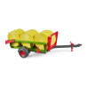 Recolector de pacas con 3 pacas redondas