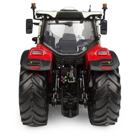 Réplica a escala 1:32 en metal del tractor Steyr Impuls 6200 CVT de Universal Hobbies para coleccionistas.