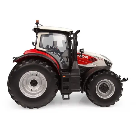 Réplica a escala 1:32 en metal del tractor Steyr Impuls 6200 CVT de Universal Hobbies para coleccionistas.