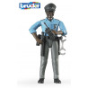 Policia piel oscura