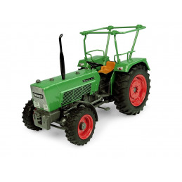 Réplica metálica detallada del tractor histórico Fendt Farmer 4S - 4WD a escala 1:32.