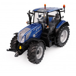 Tractor New Holland T5.140 Blue Power a escala 1:32, miniatura de metal de Universal Hobbies para coleccionistas.