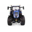 Réplica a escala 1:32 del tractor New Holland T5.130 de Universal Hobbies en metal.
