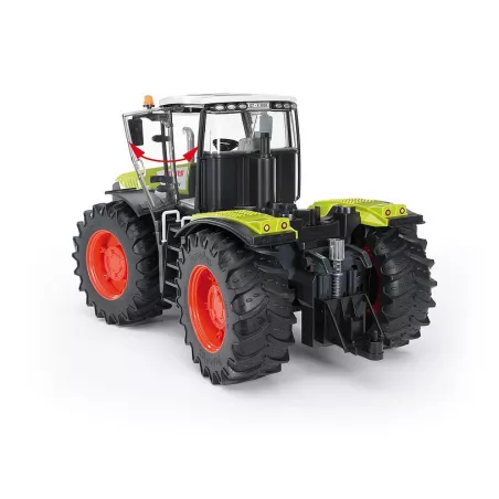 Tractor de juguete Claas Xerion 5000 de Bruder a escala 1:16 con cabina giratoria y neumáticos perfilados.