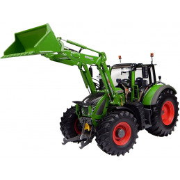 Miniatura de tractor Fendt 722 con pala a escala 1:32 de Universal Hobbies fabricada en metal.