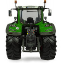 Miniatura de tractor Fendt 722 con pala a escala 1:32 de Universal Hobbies fabricada en metal.