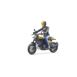 Réplica a escala 1:16 de la moto Scrambler Ducati de Bruder con figura articulada bworld.