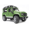 Juguete Land Rover Station Wagon a escala 1:16 fabricado en plástico ABS de alta calidad.
