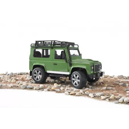 Juguete Land Rover Station Wagon a escala 1:16 fabricado en plástico ABS de alta calidad.