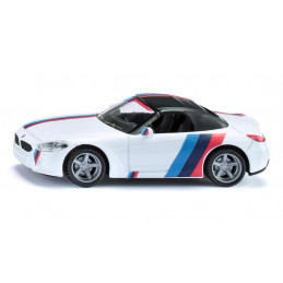 Miniatura de coche BMW Z4 M40i a escala 1:50 con puertas practicables y piezas de metal.
