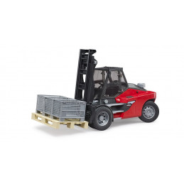 Carretilla elevadora Linde HT160D de juguete Bruder a escala 1:16 con palé y tres cajas de rejilla.