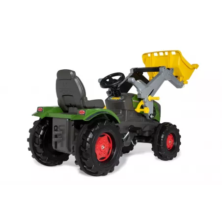 Tractor Fendt 211 Vario con pala a pedales