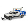RAM 2500 auxiliar con grúa