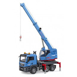 Camión grúa de juguete MAN TGS de Bruder a escala 1:16 con brazo extensible y estabilizadores.