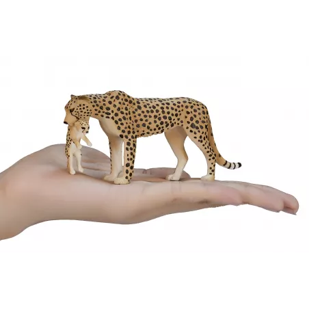 Figura de juguete de guepardo hembra con cachorro pintada a mano de Mojo para colección y juego.